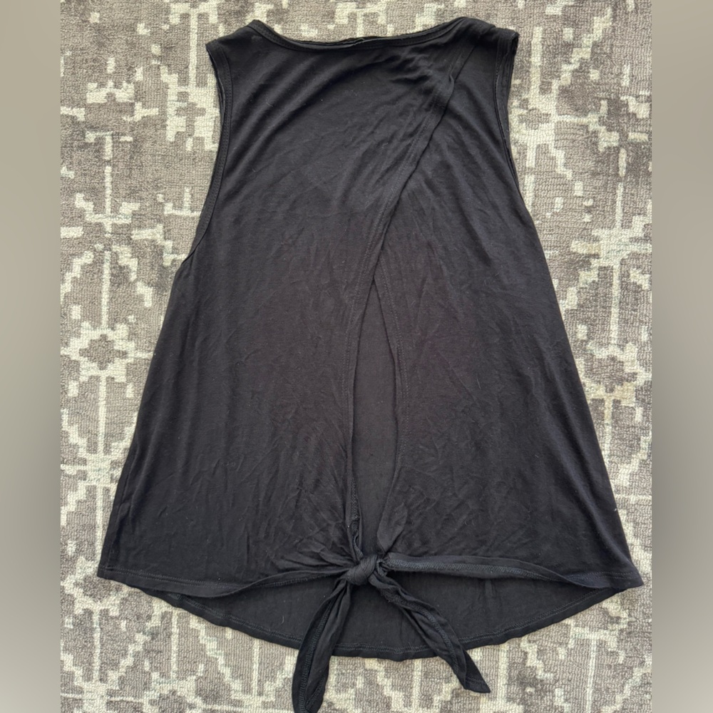 Sun & Shadow Black Tank Top Size Small Tie Back Draped Sleeveless
